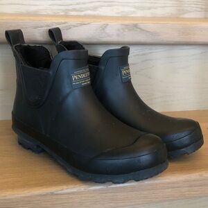 Pendleton Black Waterproof Ankle / Chelsea Boots with Faux Fur, Black - Size 7